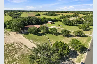 606 Rolling Hills Road, Liberty Hill, TX 78642 - Photo 4