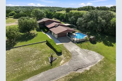 606 Rolling Hills Road, Liberty Hill, TX 78642 - Photo 2