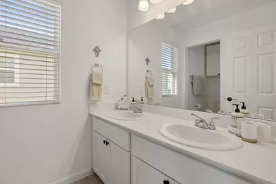 150 Seattle Slew Drive, Jarrell, TX 76537 - Photo 32