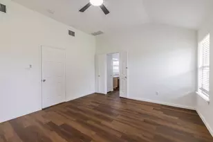 220 N Crossing Trail, Round Rock, TX 78665 - Photo 10