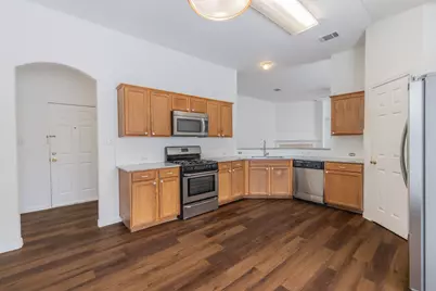 220 N Crossing Trail, Round Rock, TX 78665 - Photo 6