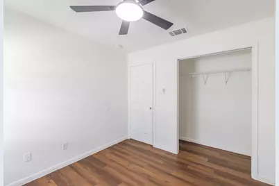 220 N Crossing Trail, Round Rock, TX 78665 - Photo 18