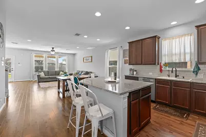 20717 Rolling Creek Road, Pflugerville, TX 78660 - Photo 6