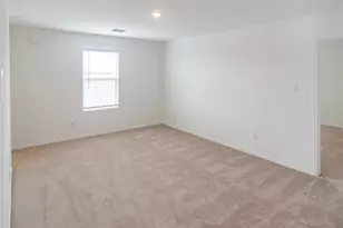 112 Dollars Dr, Jarrell, TX 76537 - Photo 12