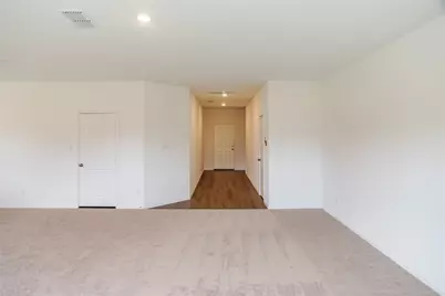 112 Dollars Drive, Jarrell, TX 76537 - Photo 4