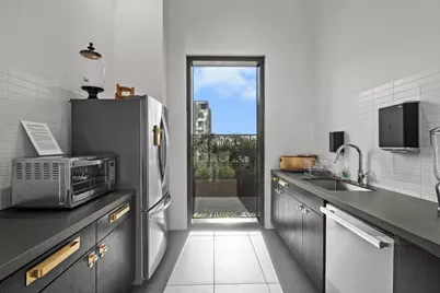 70 Rainey Street #1901, Austin, TX 78701 - Photo 36