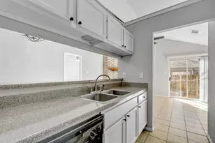 12207 Alderbrook Dr, Austin, TX 78758 - Photo 12