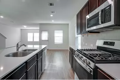 704 Mallow Road, Leander, TX 78641 - Photo 4