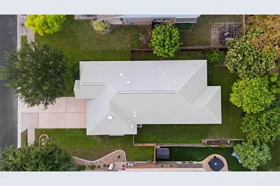 2705 Kingsland Way, Austin, TX 78725 - Photo 24