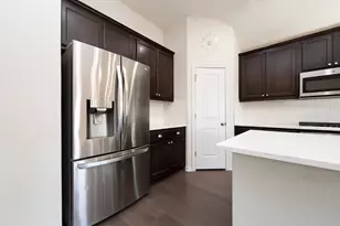 221 Belford St, Georgetown, TX 78628 - Photo 8