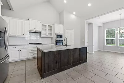 5105 Cornflower Drive, Austin, TX 78739 - Photo 8