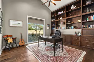 2560 Bell Springs Rd, Dripping Springs, TX 78620 - Photo 16