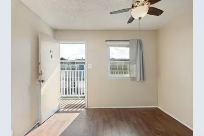 2401 Manor Rd #218, Austin, TX 78722 - Photo 14