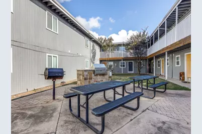 2401 Manor Rd #218, Austin, TX 78722 - Photo 10