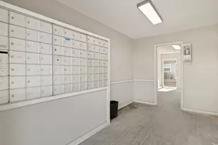 2401 Manor Rd, Austin, TX 78722 - Photo 12