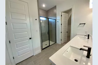 358 Darley Oak Drive, Dripping Springs, TX 78620 - Photo 22