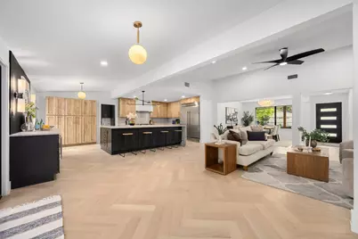 7300 Greenhaven Drive, Austin, TX 78757 - Photo 14