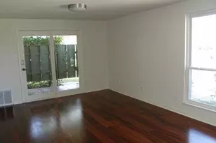 2703 Swisher St, Austin, TX 78705 - Photo 2