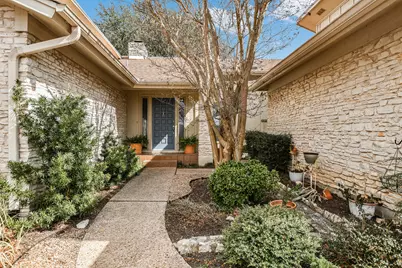 9016 Balcones Club Drive, Austin, TX 78750 - Photo 2