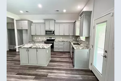 108 W Keamuku Court, Bastrop, TX 78602 - Photo 12