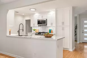 4305 Yucatan Ln, Austin, TX 78727 - Photo 10