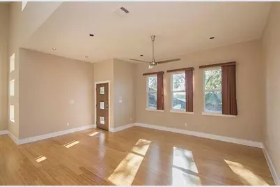 2708 Oak Springs Drive, Austin, TX 78702 - Photo 4