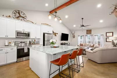 139 Way Station Trail, Smithville, TX 78957 - Photo 6