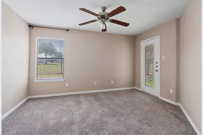 1609 Hidden Springs Path, Round Rock, TX 78665 - Photo 18