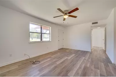 706 Scenic Drive, Georgetown, TX 78626 - Photo 8