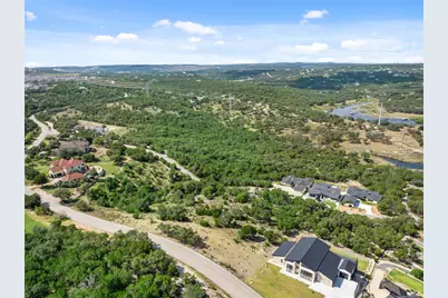 2808 Lakehurst Road, Spicewood, TX 78669 - Photo 12
