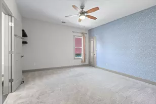 1907 E 20th St, Austin, TX 78722 - Photo 38