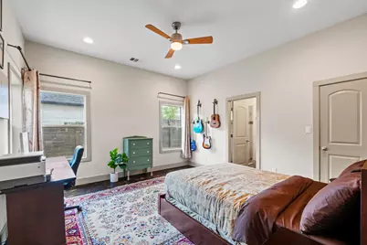 1907 E 20th Street, Austin, TX 78722 - Photo 10