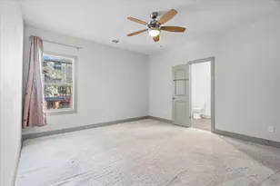 1907 E 20th St, Austin, TX 78722 - Photo 40