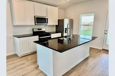 113 Osprey Chain, Cedar Creek, TX 78612 - Photo 2