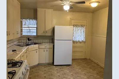 611 Clifford Drive, Austin, TX 78745 - Photo 8