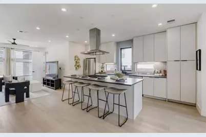 3300 E Martin Luther King Jr Boulevard #B, Austin, TX 78721 - Photo 4