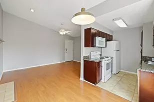 203 E 31st St, Austin, TX 78705 - Photo 12