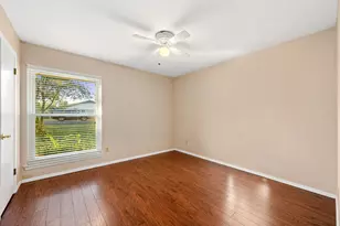 9409 Braeburn Glen, Austin, TX 78729 - Photo 10