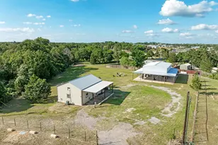114 La Cascada Pass, Elgin, TX 78621 - Photo 2
