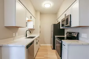 203 E 31st St, Austin, TX 78705 - Photo 6