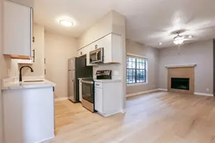 203 E 31st St, Austin, TX 78705 - Photo 1