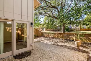 8216 Summer Side Dr, Austin, TX 78759 - Photo 22