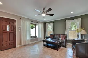 610 W N Loop Blvd, Austin, TX 78751 - Photo 8