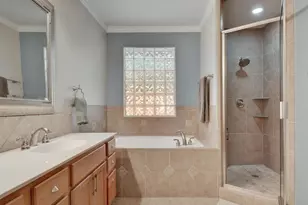 610 W N Loop Blvd, Austin, TX 78751 - Photo 16