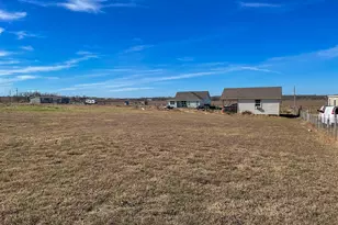 1351 Co Rd 419, Taylor, TX 76574 - Photo 26