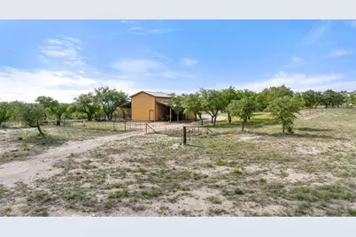 101 Crooked Oak Lane, Round Mountain, TX 78663 - Photo 40