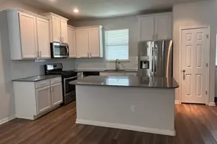 804 Goldilocks Ln, Austin, TX 78652 - Photo 6