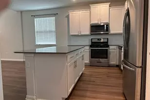 804 Goldilocks Ln, Austin, TX 78652 - Photo 4