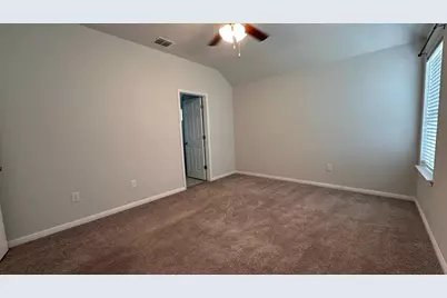 804 Goldilocks Lane, Austin, TX 78652 - Photo 14