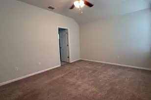804 Goldilocks Ln, Austin, TX 78652 - Photo 14